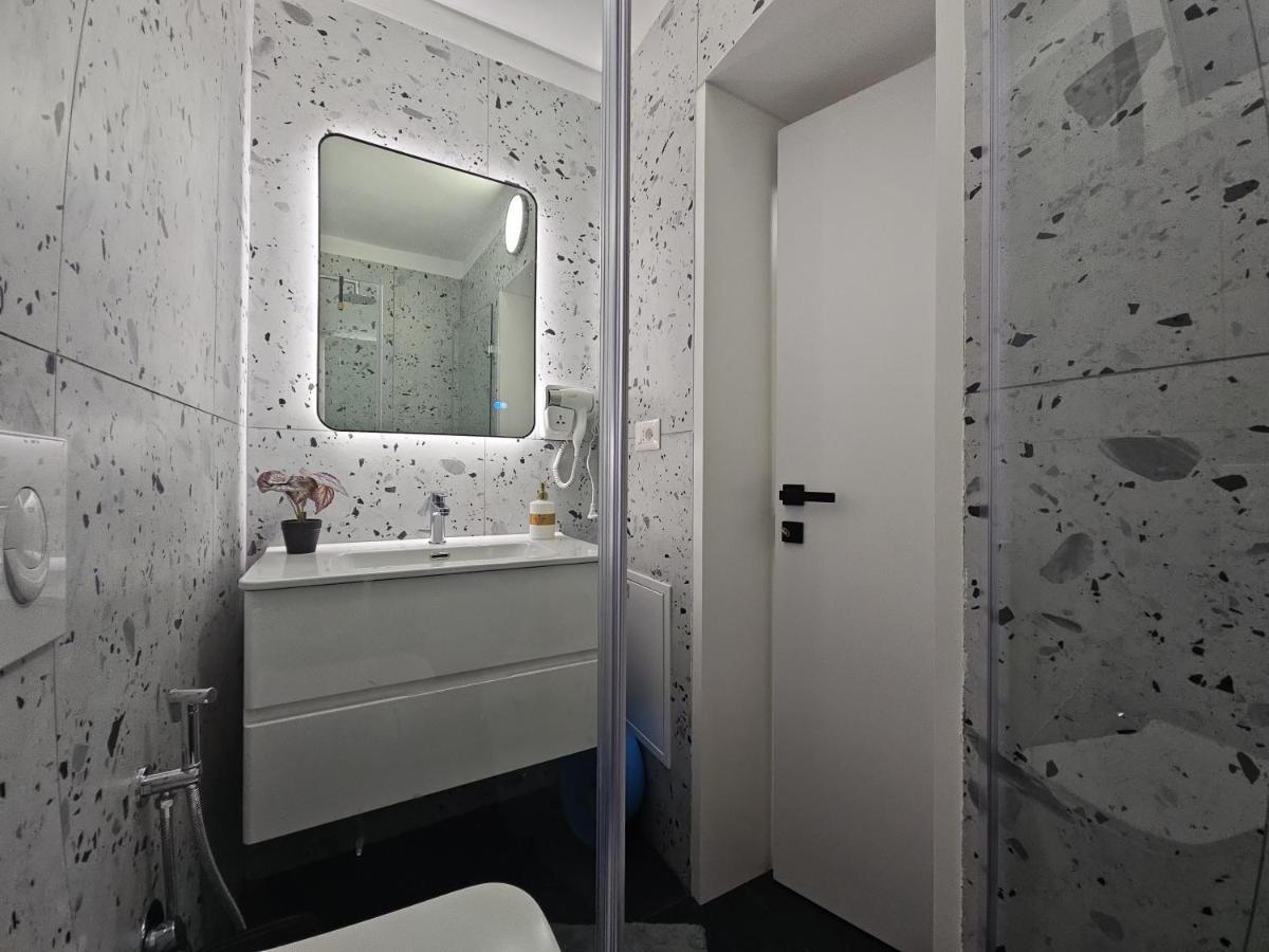 Tiny Rose Appartement *